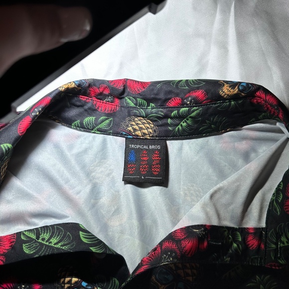 Pirate Pineapple Hawaiian polo with attitude - Picture 5 of 5